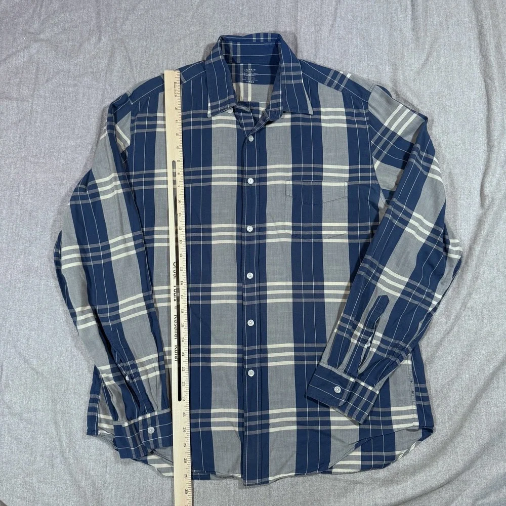 J Crew‎ Shirt Mens Large Blue Gray Plaid Lightweight Chambray Button Up Casual